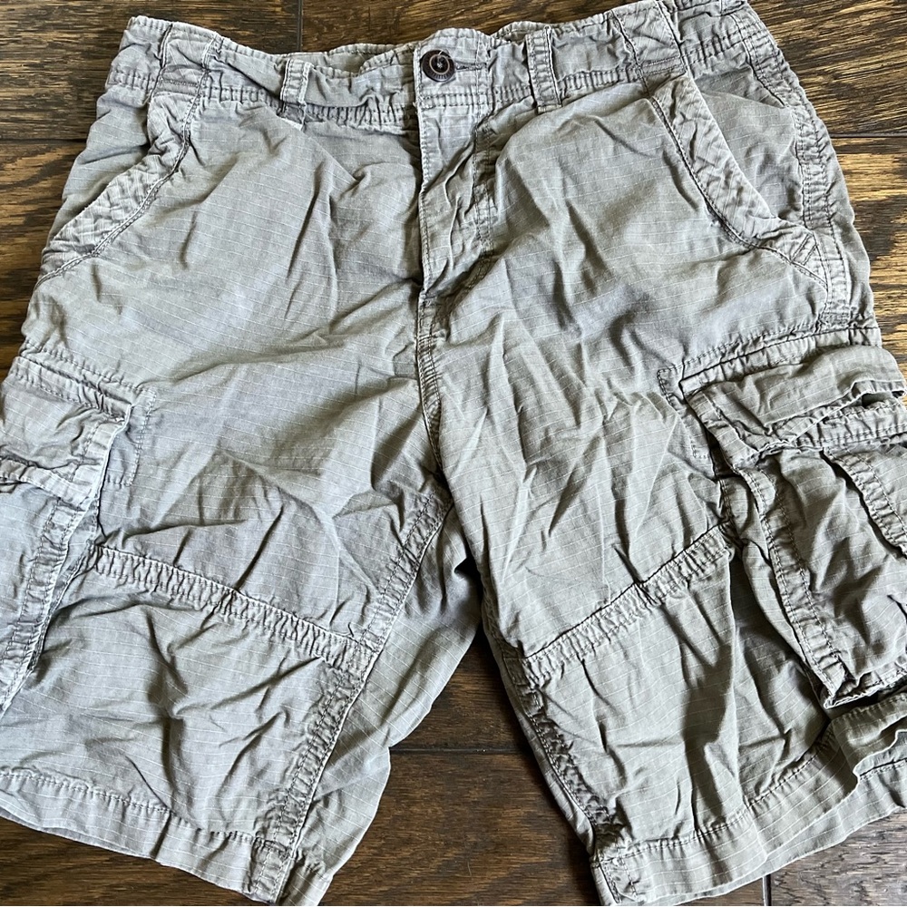 American Eagle Outfitters Gray Cargo Shorts Relaxed Fit